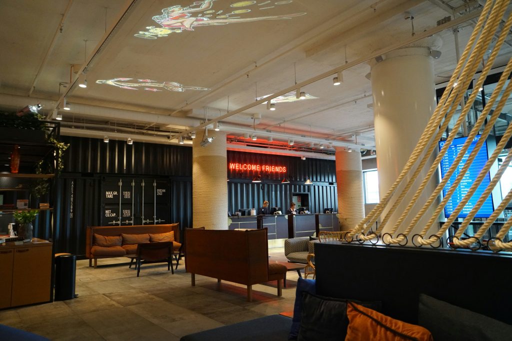 El marketing digital para hoteles es como la recepción del mismo, un lugar donde se muestra la esencia de la marca a simple vista.